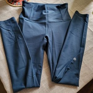 Lululemon Size 6 Beautiful Like New